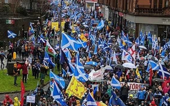 80,000 march in Glasgow in support of Scottish Independence – Scottish ...
